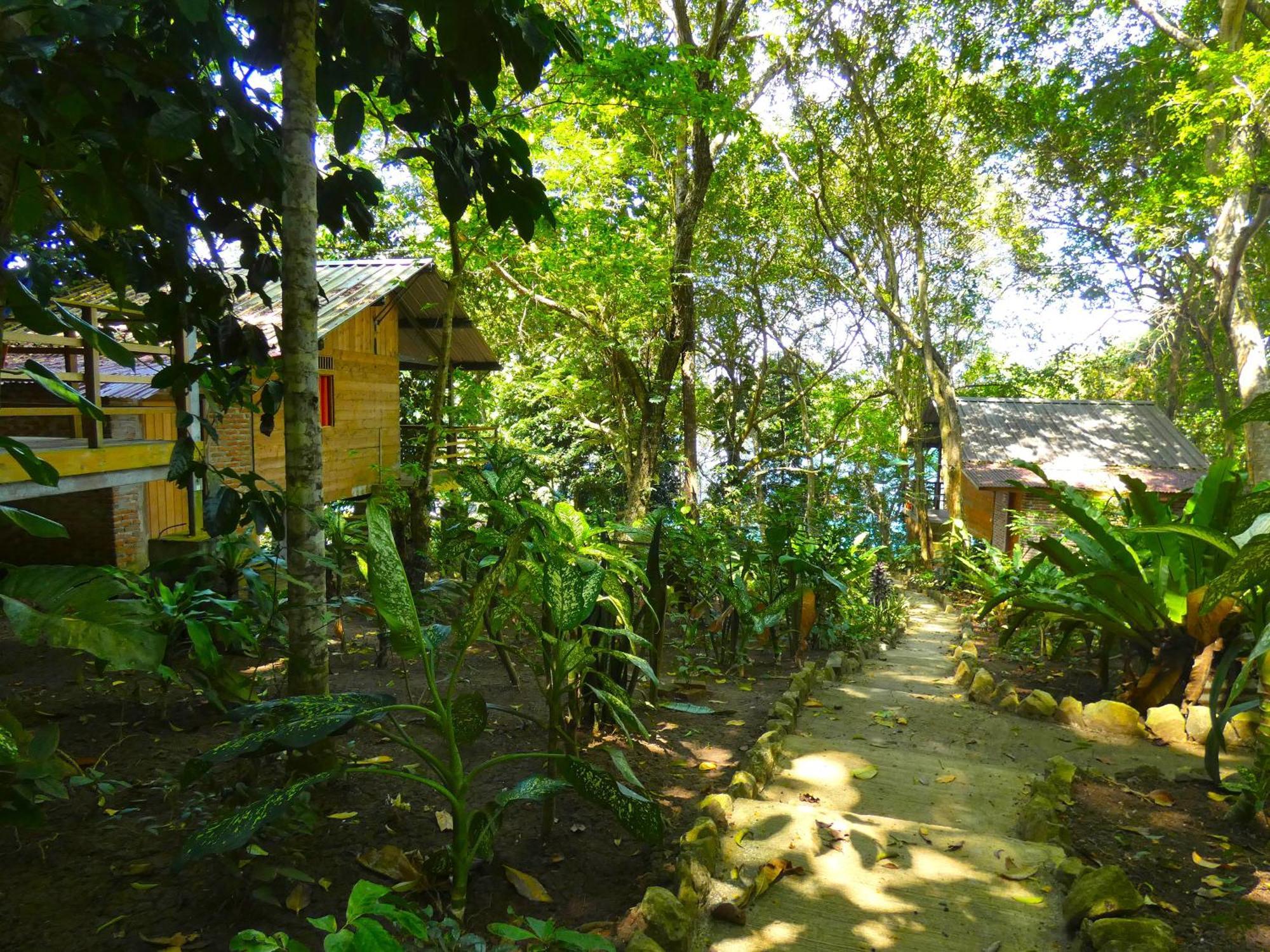 Santi Garden Bungalows Iboih Ngoại thất bức ảnh