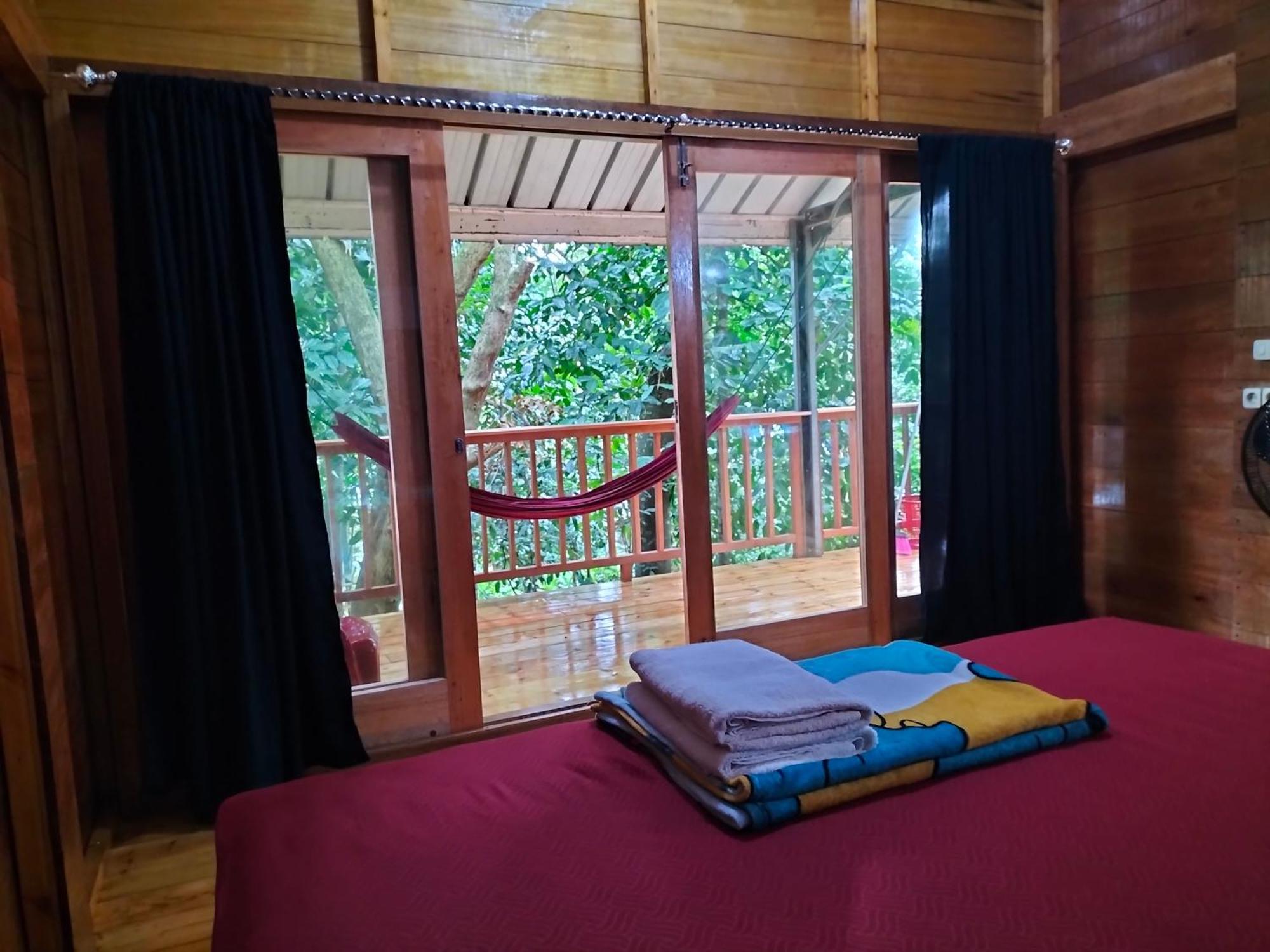 Santi Garden Bungalows Iboih Ngoại thất bức ảnh