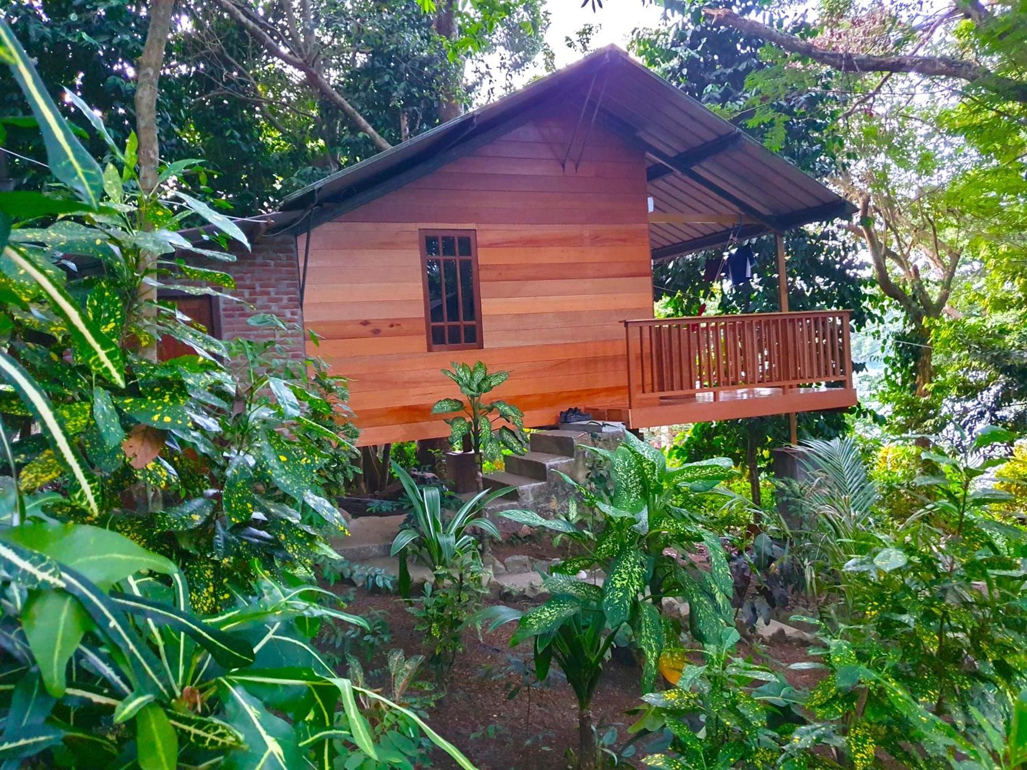 Santi Garden Bungalows Iboih Ngoại thất bức ảnh