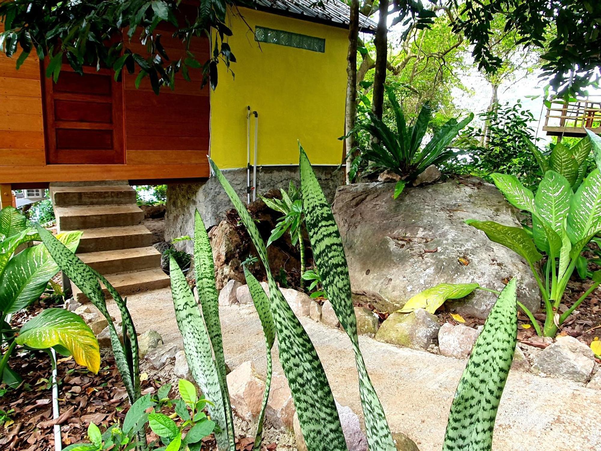 Santi Garden Bungalows Iboih Ngoại thất bức ảnh
